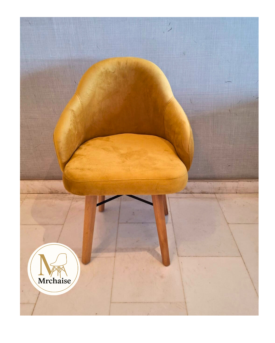 T Chaise scandinave "Moutarde"