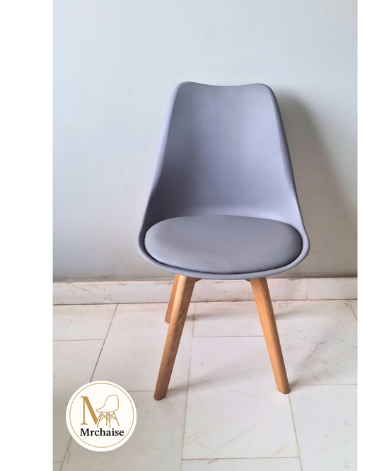 Chaise scandinave Epongé "Gris"